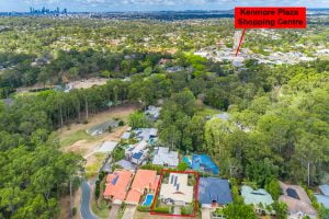 10 Carissa Place, CHAPEL HILL, QLD 4069 AUS