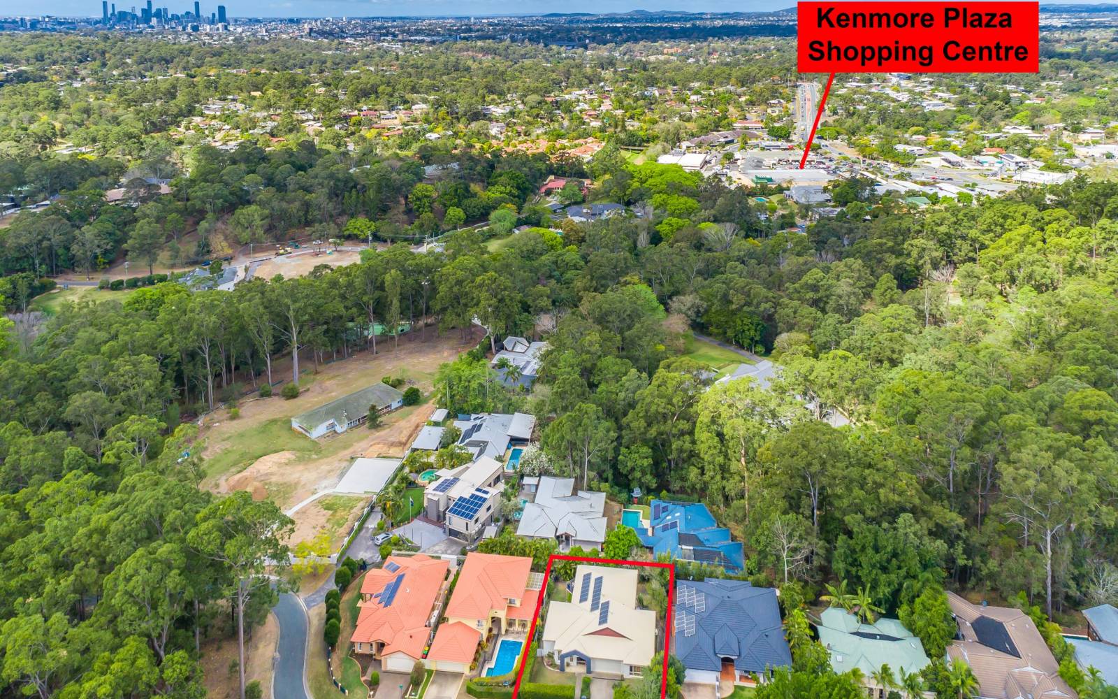 10 Carissa Place, CHAPEL HILL, QLD 4069 AUS