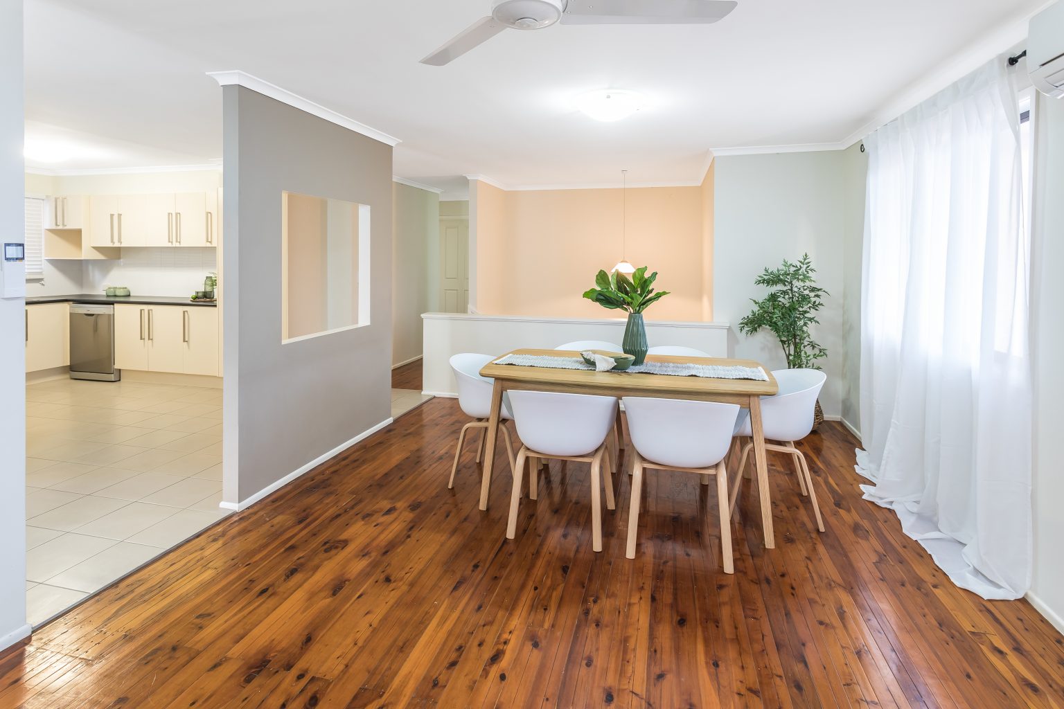 146 Gallipoli Road, CARINA HEIGHTS, QLD 4152 AUS