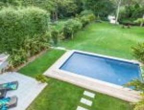 24 Praed Street, RED HILL, QLD 4059 AUS