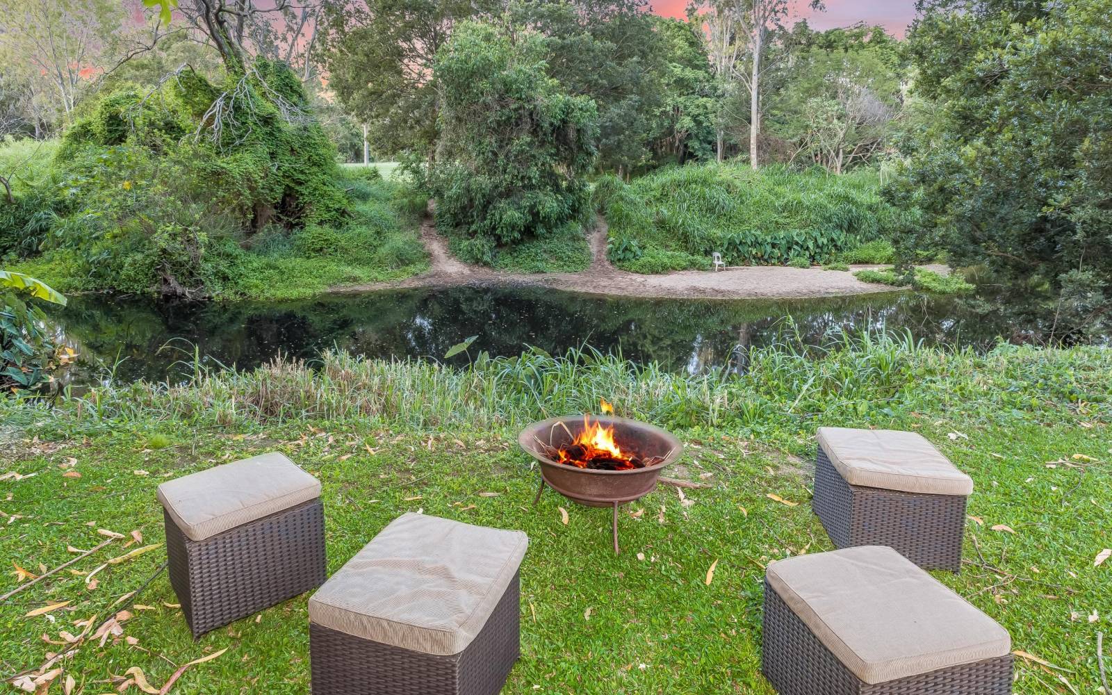 24 Praed Street, RED HILL, QLD 4059 AUS