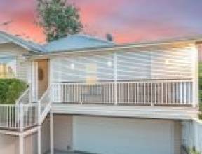 24 Praed Street, RED HILL, QLD 4059 AUS