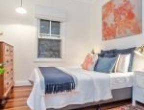 19 Claremont Street, RED HILL, QLD 4059 AUS