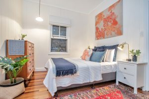19 Claremont Street, RED HILL, QLD 4059 AUS