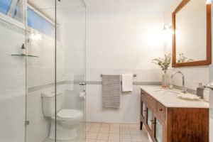 19 Claremont Street, RED HILL, QLD 4059 AUS