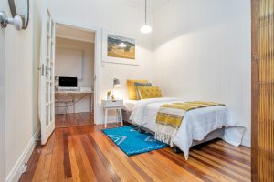 19 Claremont Street, RED HILL, QLD 4059 AUS
