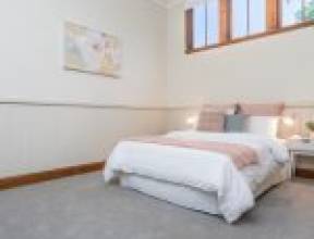 86 Arthur Terrace, RED HILL, QLD 4059 AUS