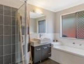 23 Makepeace Pl, BELLBOWRIE, QLD 4070 AUS