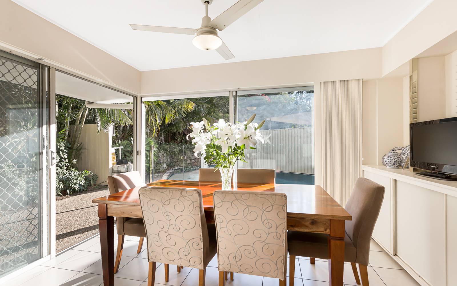 9 Kyoga St, KENMORE, QLD 4069 AUS