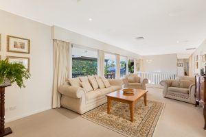 9 Kyoga St, KENMORE, QLD 4069 AUS