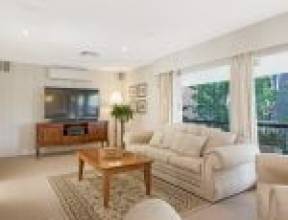 9 Kyoga St, KENMORE, QLD 4069 AUS