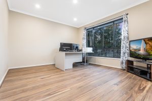 68 Oxley Drive, KARALEE, QLD 4306 AUS