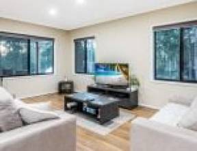 68 Oxley Drive, KARALEE, QLD 4306 AUS