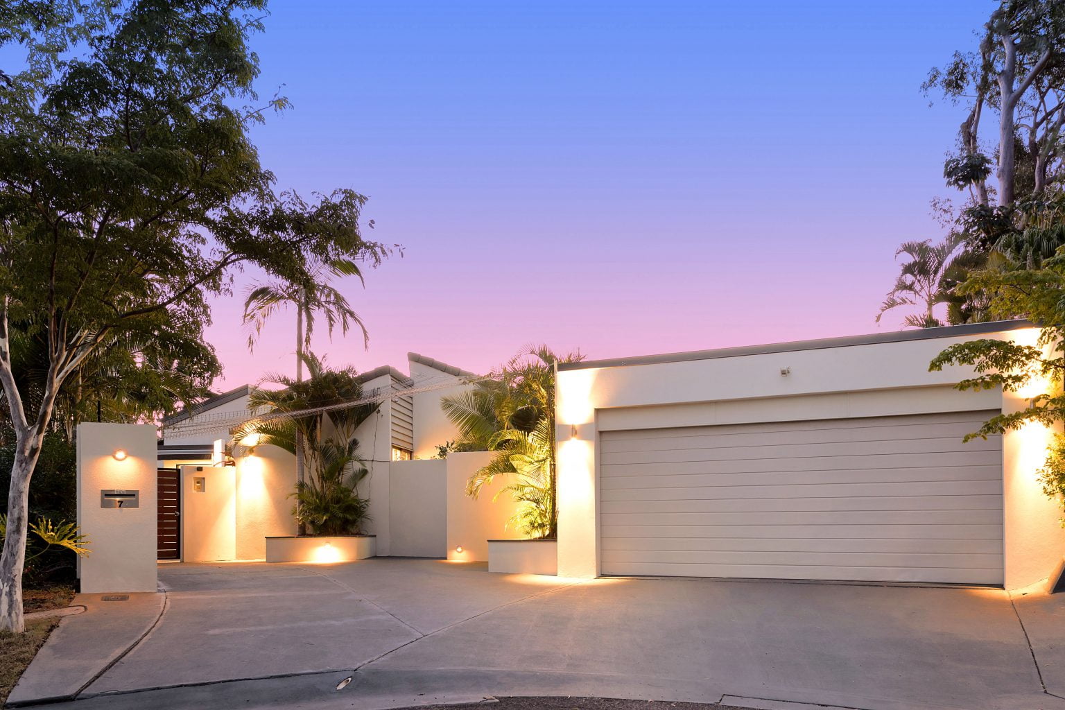 7 Wugga Place, CHAPEL HILL, QLD 4069 AUS