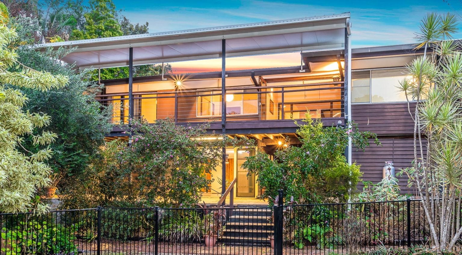 10 Tallaroon Street, JINDALEE, QLD 4074 AUS