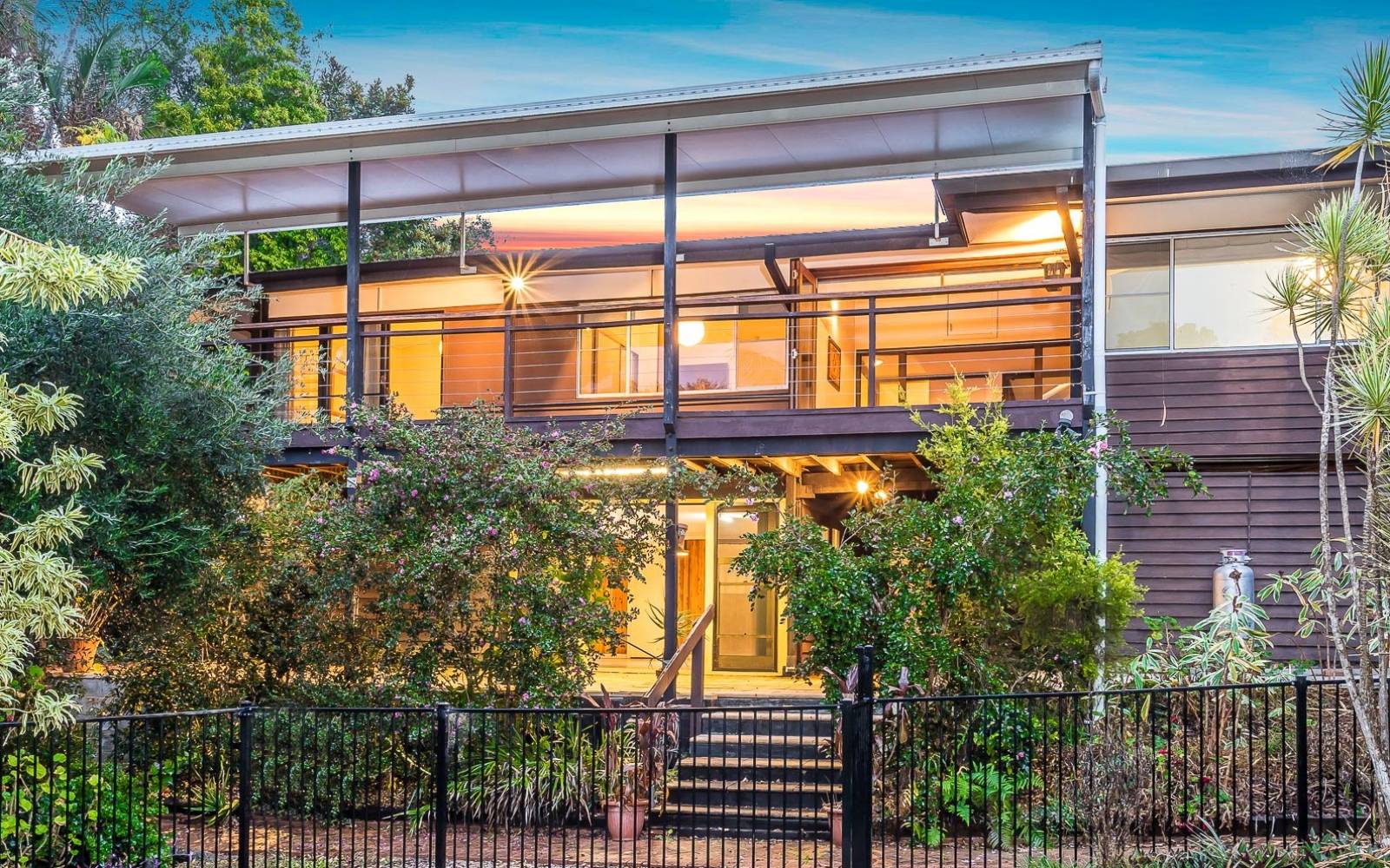 10 Tallaroon Street, JINDALEE, QLD 4074 AUS