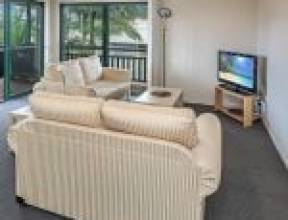 9/28 Cadell Street, TOOWONG, QLD 4066 AUS