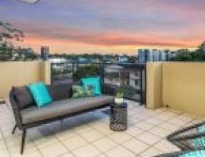 29/11 Grosvenor Road, INDOOROOPILLY, QLD 4068 AUS