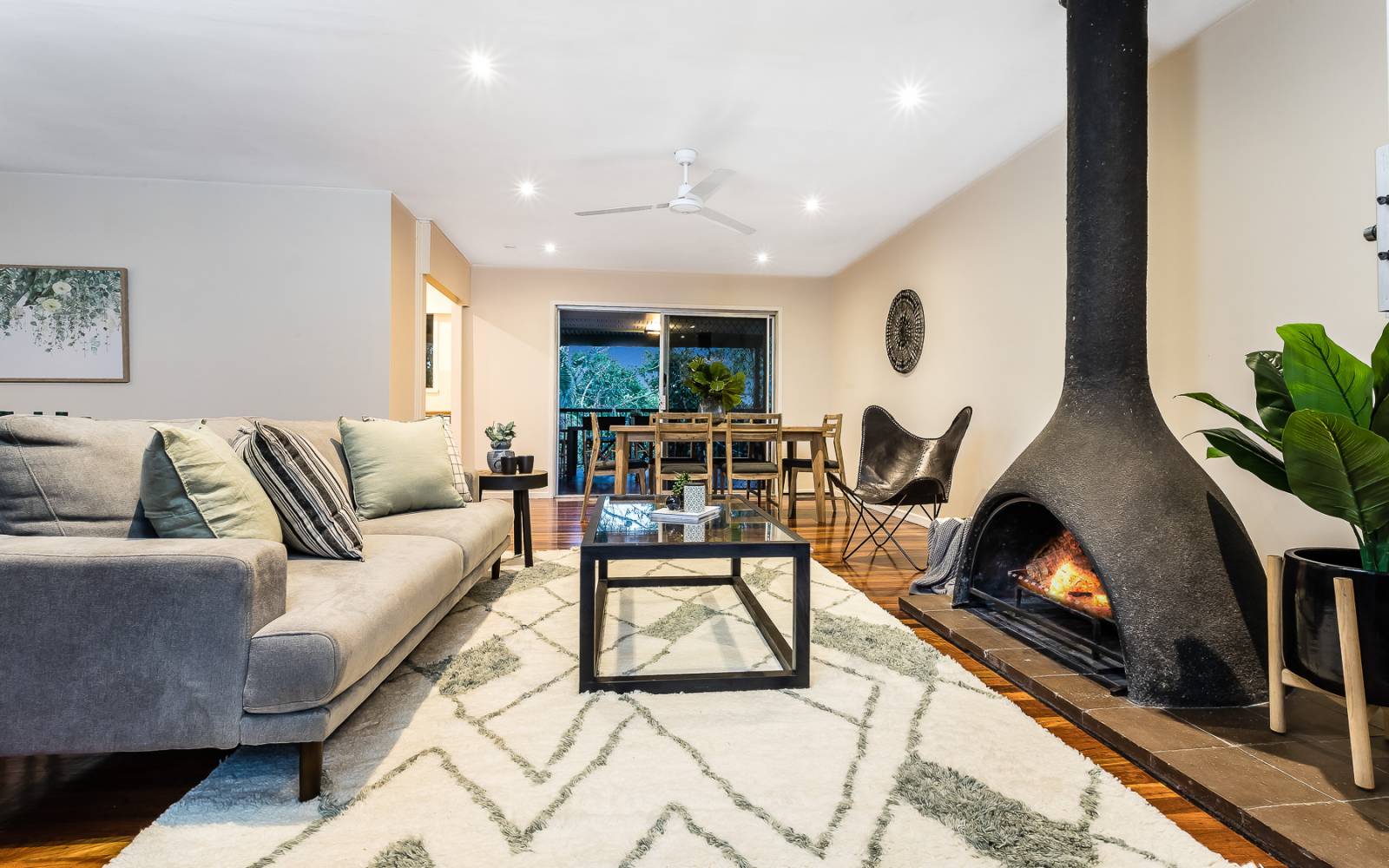 44 Aberfeldy Street, KENMORE, QLD 4069 AUS