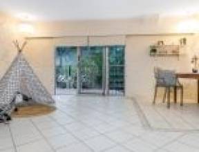 44 Aberfeldy Street, KENMORE, QLD 4069 AUS