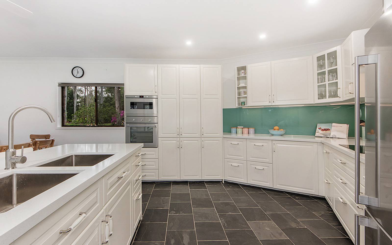 118 Skyline Drive, KHOLO, QLD 4306 AUS