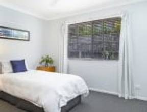 6 Treetop Close, CHAPEL HILL, QLD 4069 AUS