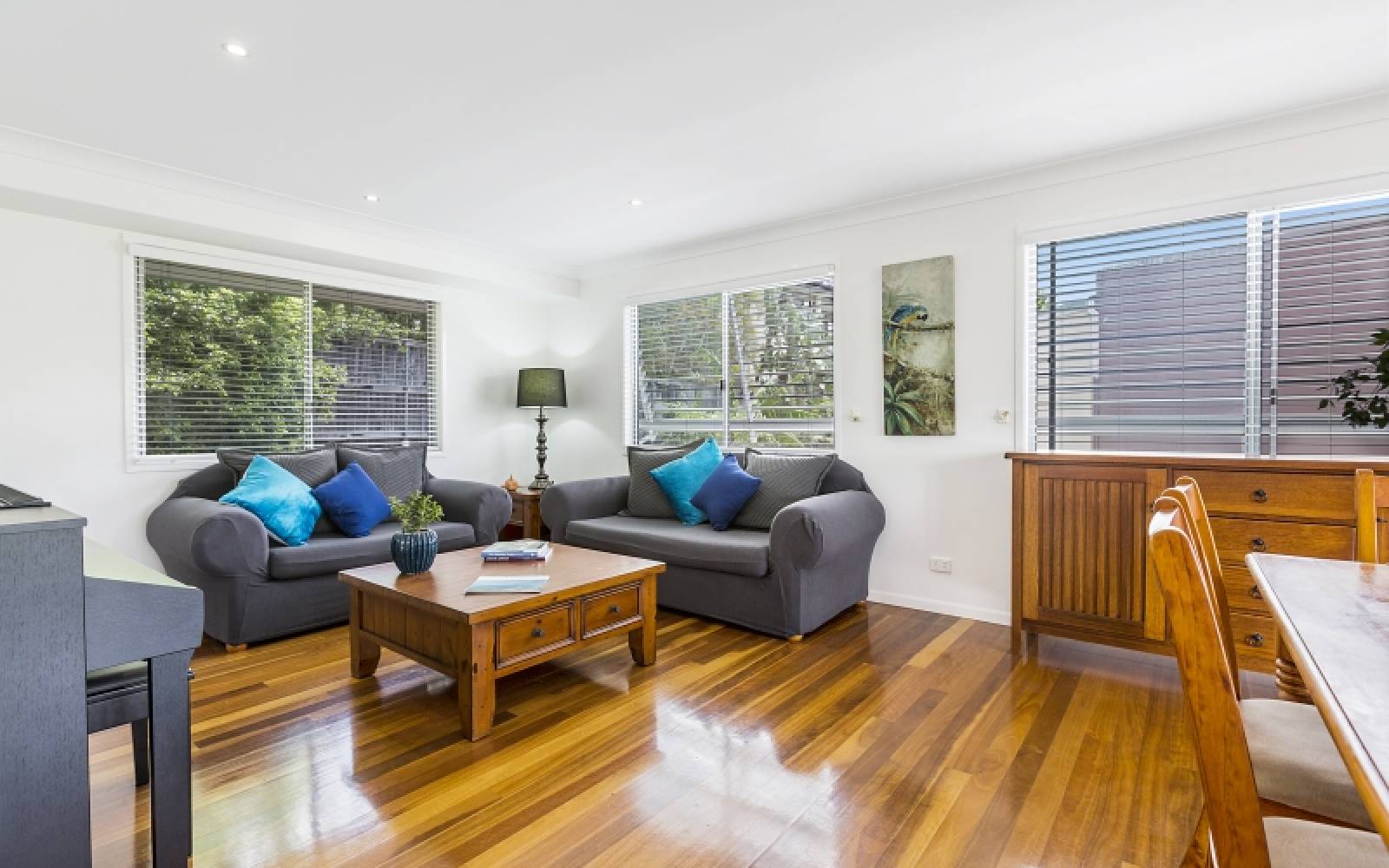 6 Treetop Close, CHAPEL HILL, QLD 4069 AUS