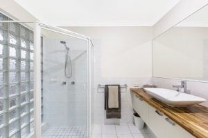 141 Mirbelia St West, KENMORE HILLS, QLD 4069 AUS