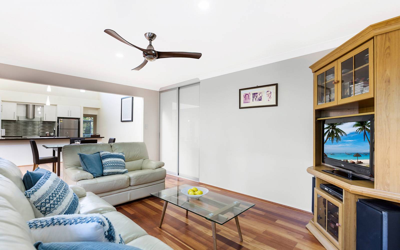 141 Mirbelia St West, KENMORE HILLS, QLD 4069 AUS