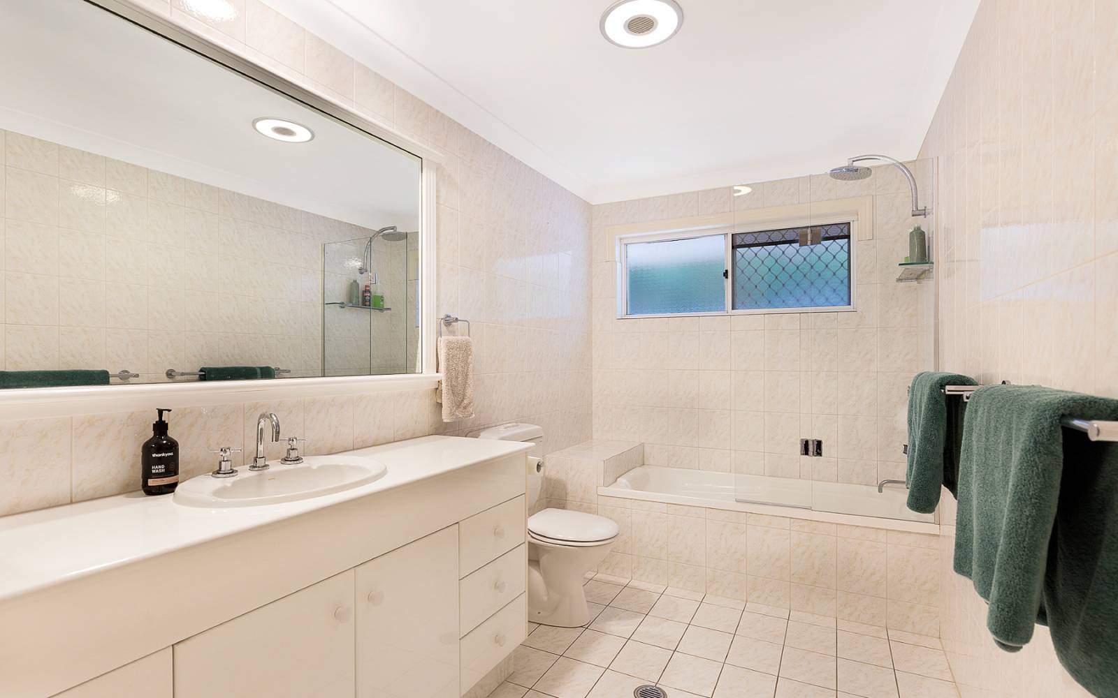 23/50 Boblynne St, CHAPEL HILL, QLD 4069 AUS