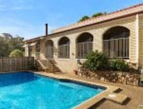 6 Sundown Street, KENMORE, QLD 4069 AUS