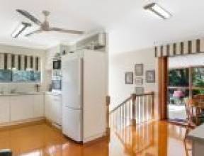 6 Sundown Street, KENMORE, QLD 4069 AUS