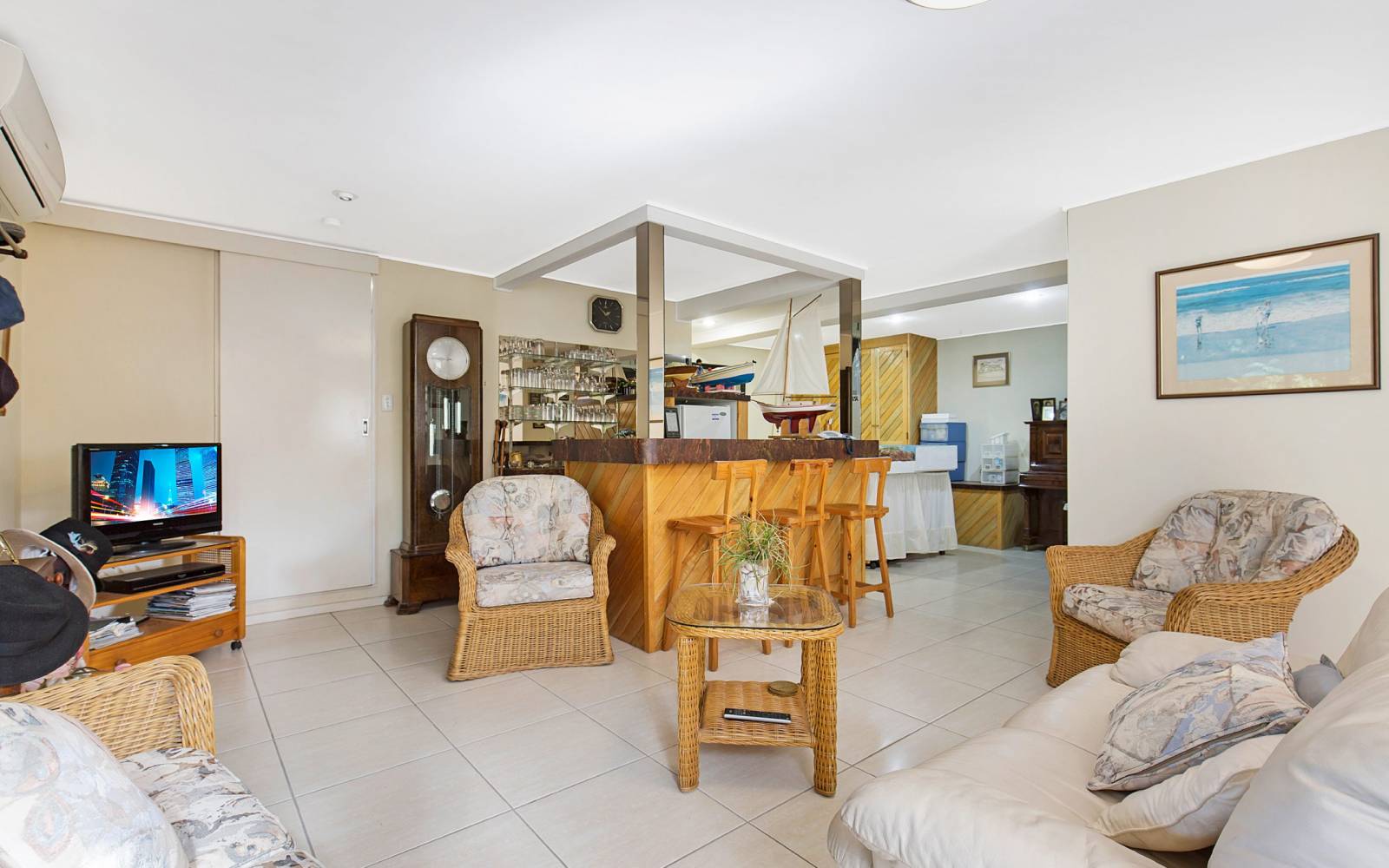 6 Sundown Street, KENMORE, QLD 4069 AUS