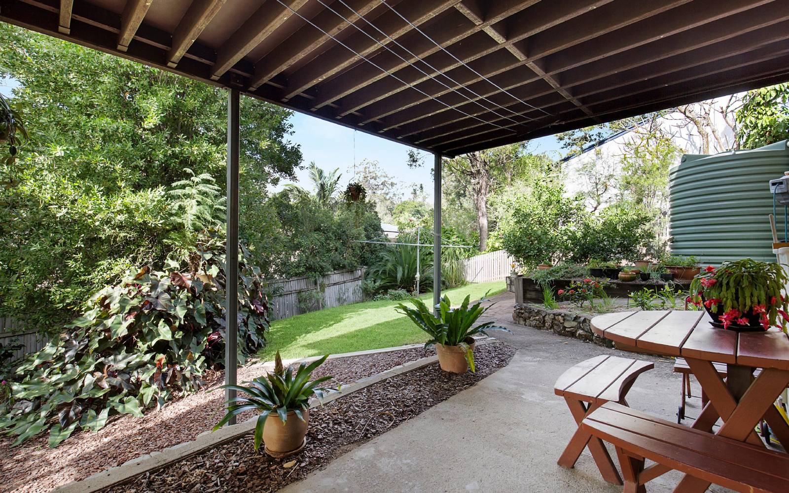 6 Sundown Street, KENMORE, QLD 4069 AUS