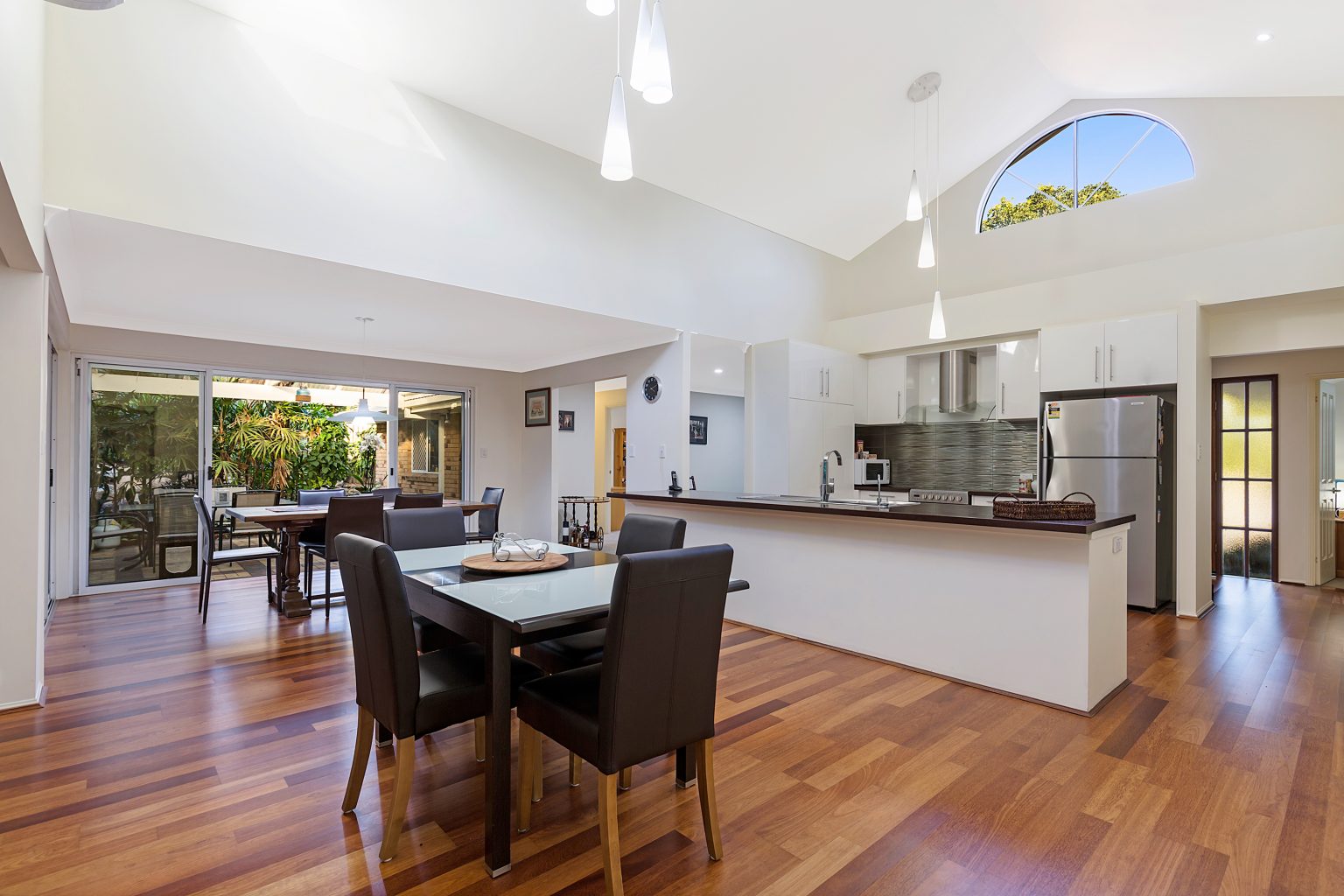 141 Mirbelia St West, KENMORE HILLS, QLD 4069 AUS