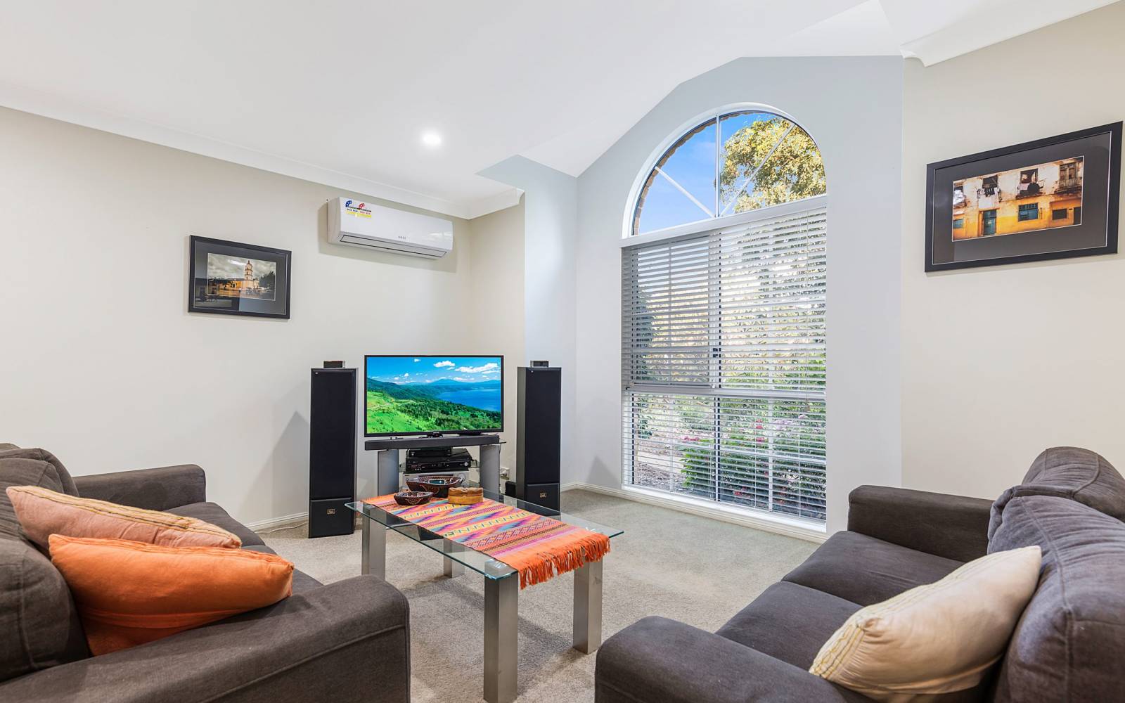 141 Mirbelia St West, KENMORE HILLS, QLD 4069 AUS