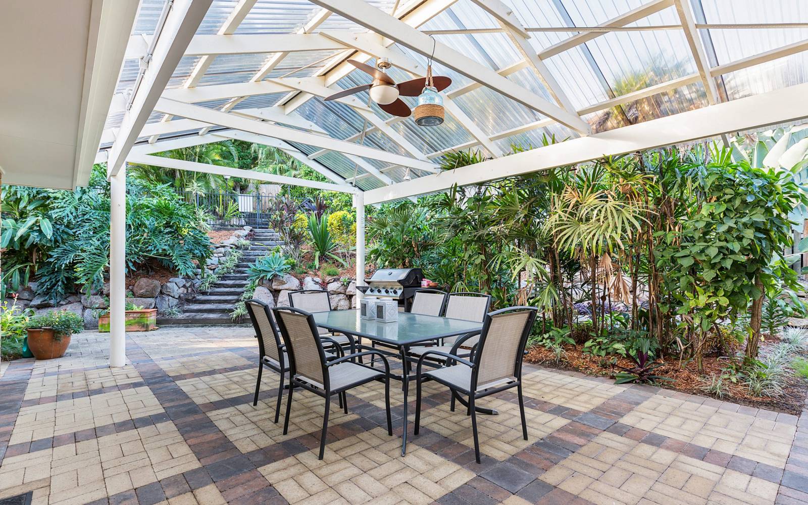 141 Mirbelia St West, KENMORE HILLS, QLD 4069 AUS