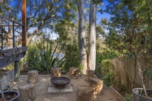 40 Sunset Road, KENMORE, QLD 4069 AUS