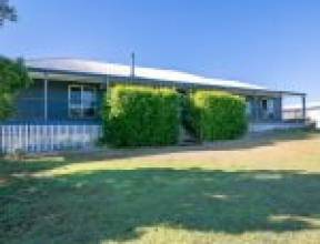 41 President Circle, KARALEE, QLD 4306 AUS