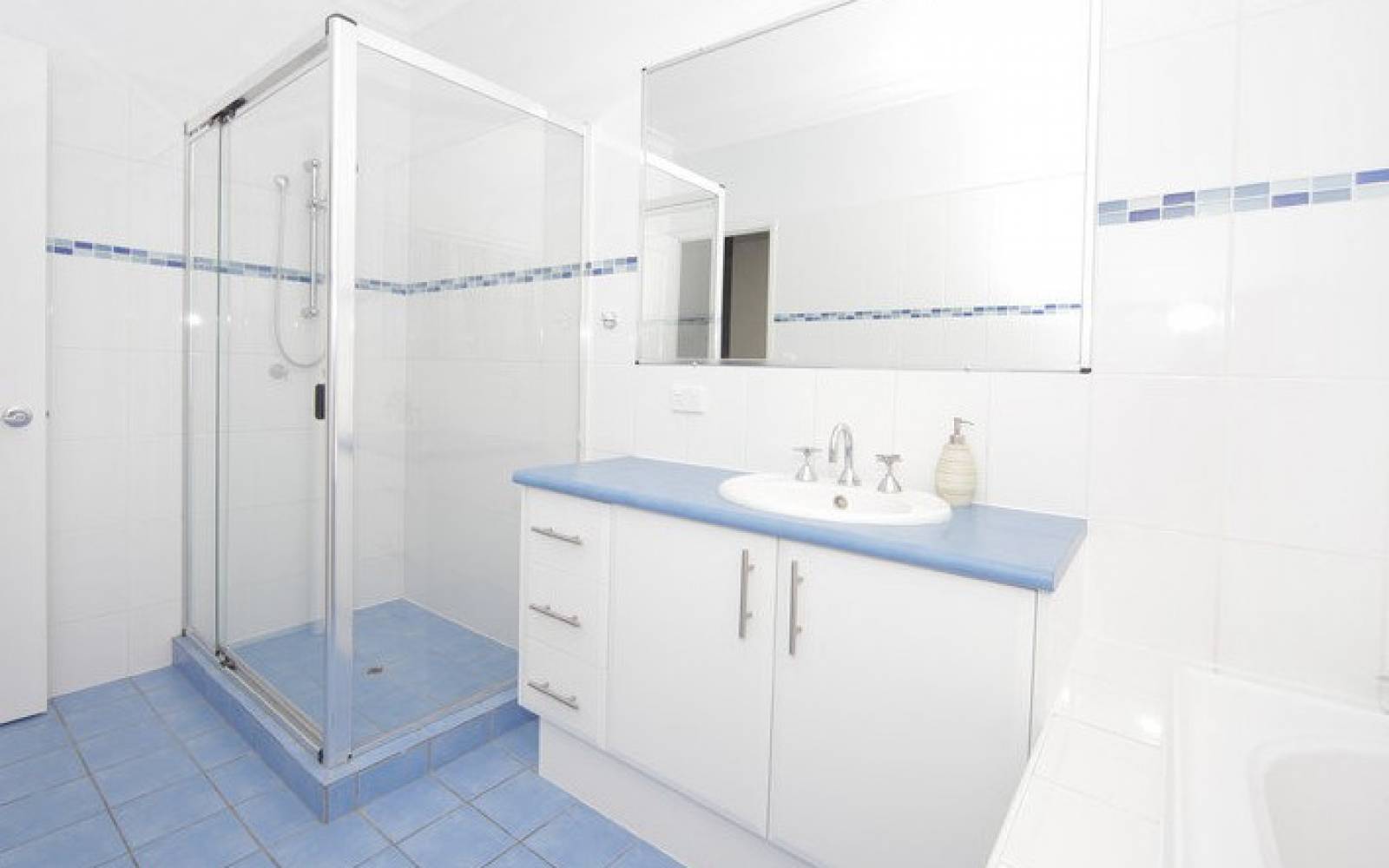 41 President Circle, KARALEE, QLD 4306 AUS