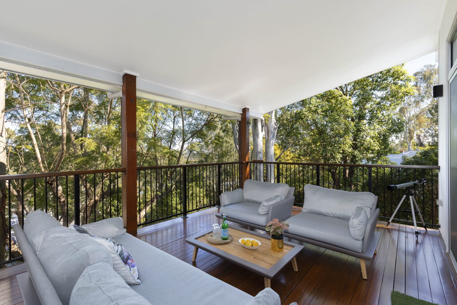 40 Sunset Road, KENMORE, QLD 4069 AUS