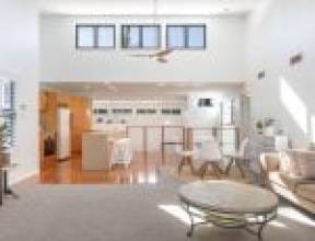 40 Sunset Road, KENMORE, QLD 4069 AUS