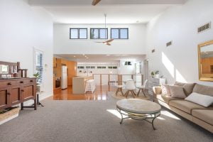 40 Sunset Road, KENMORE, QLD 4069 AUS