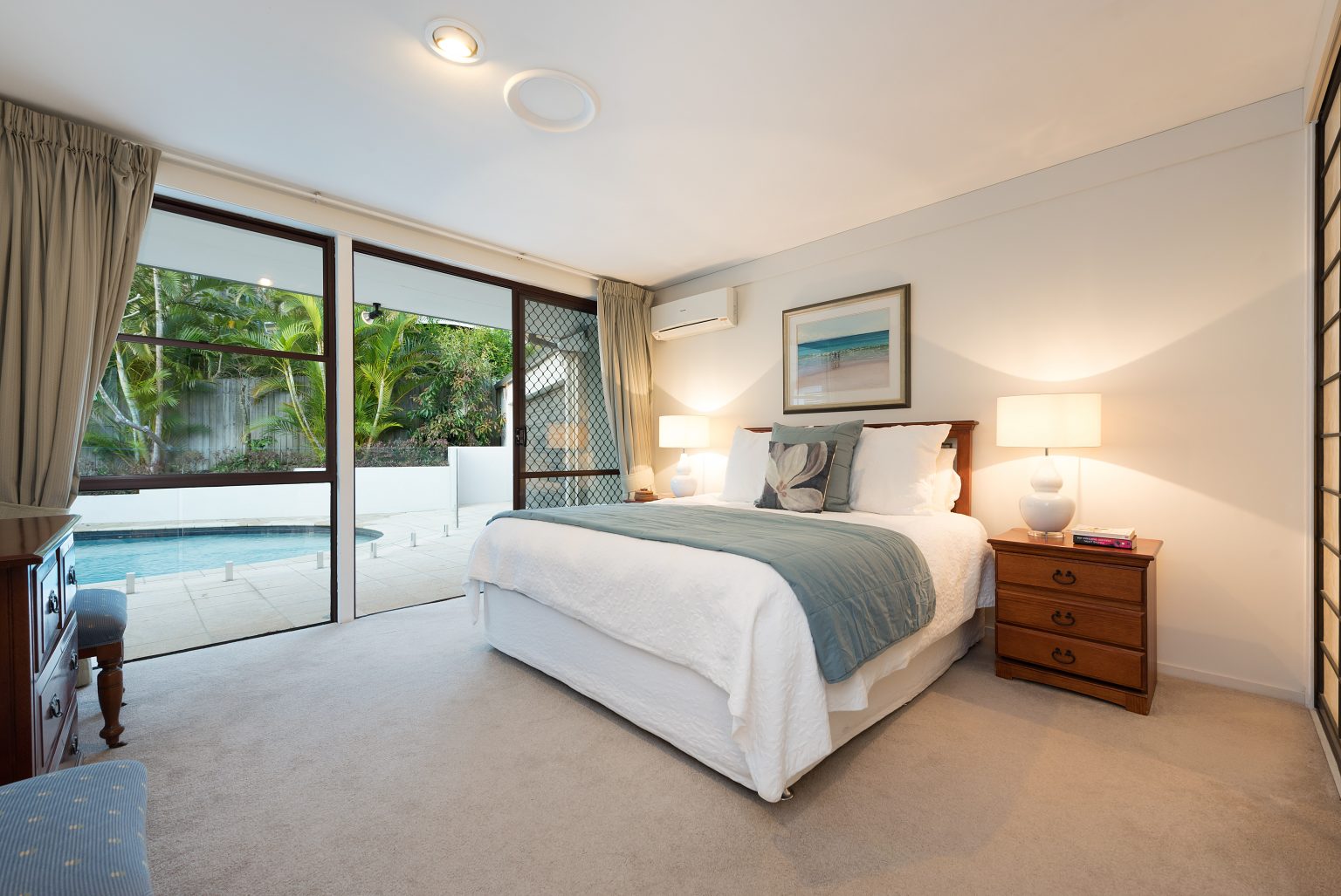 7 Wugga Place, CHAPEL HILL, QLD 4069 AUS