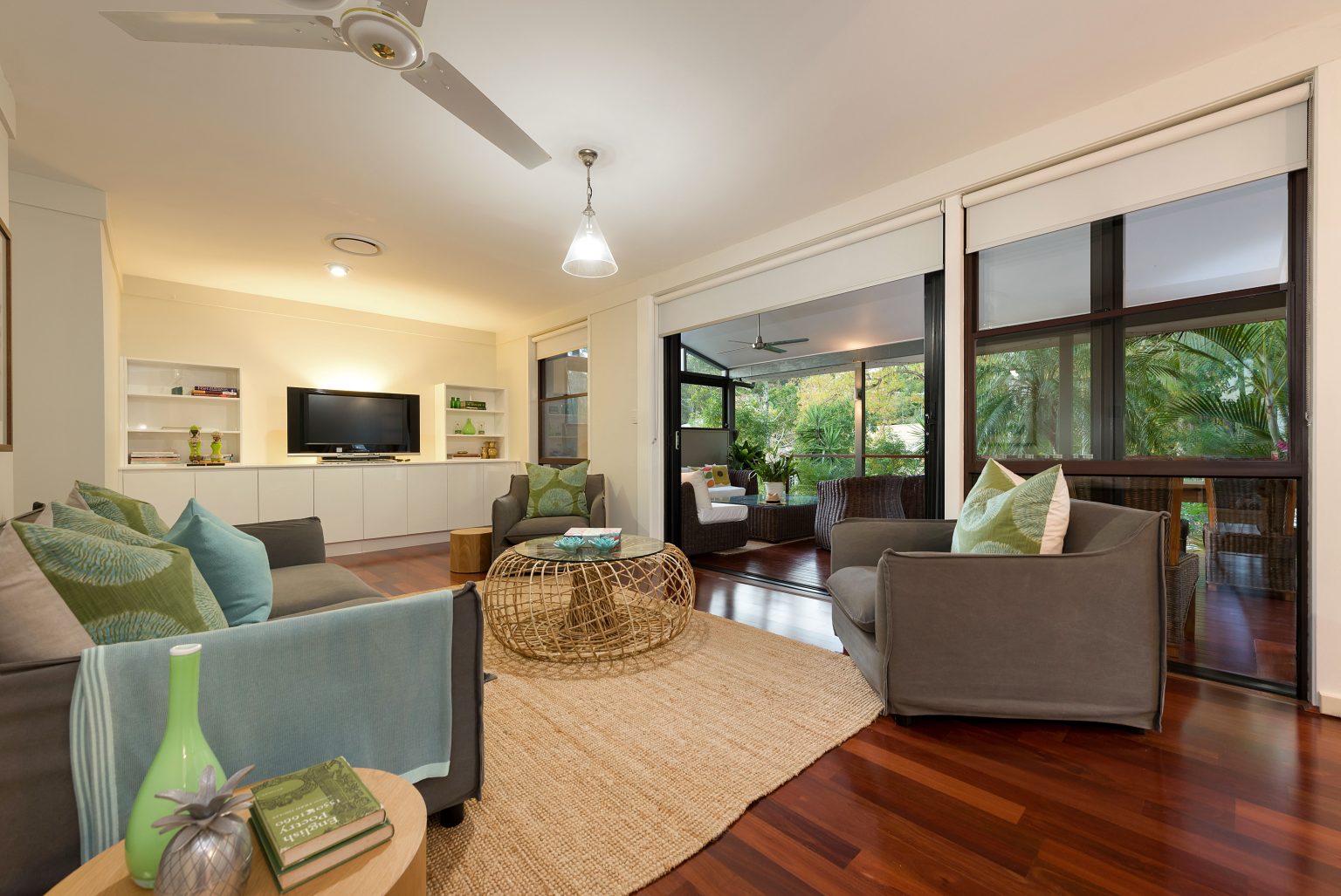 7 Wugga Place, CHAPEL HILL, QLD 4069 AUS