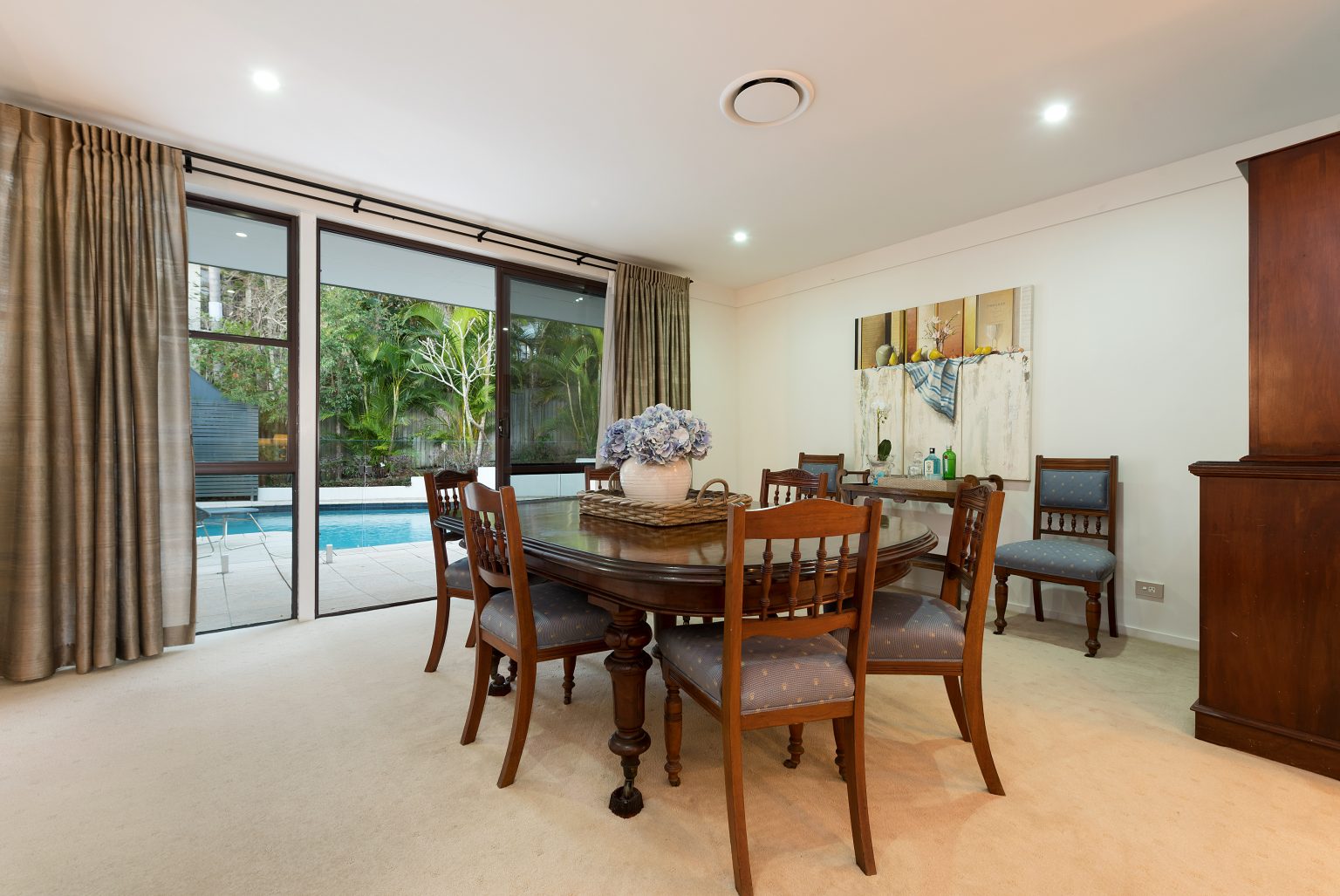 7 Wugga Place, CHAPEL HILL, QLD 4069 AUS