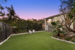 7 Wugga Place, CHAPEL HILL, QLD 4069 AUS