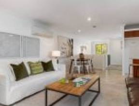 1/78 Brookfield Rd, KENMORE HILLS, QLD 4069 AUS