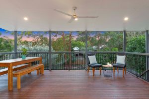 42 Carey Street, BARDON, QLD 4065 AUS