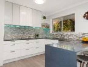 2 Fairearth Street, THE GAP, QLD 4061 AUS